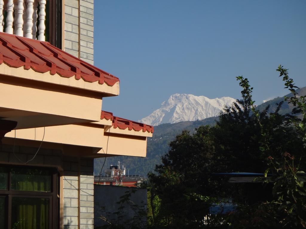 Hotel Diplomat Покхара Экстерьер фото